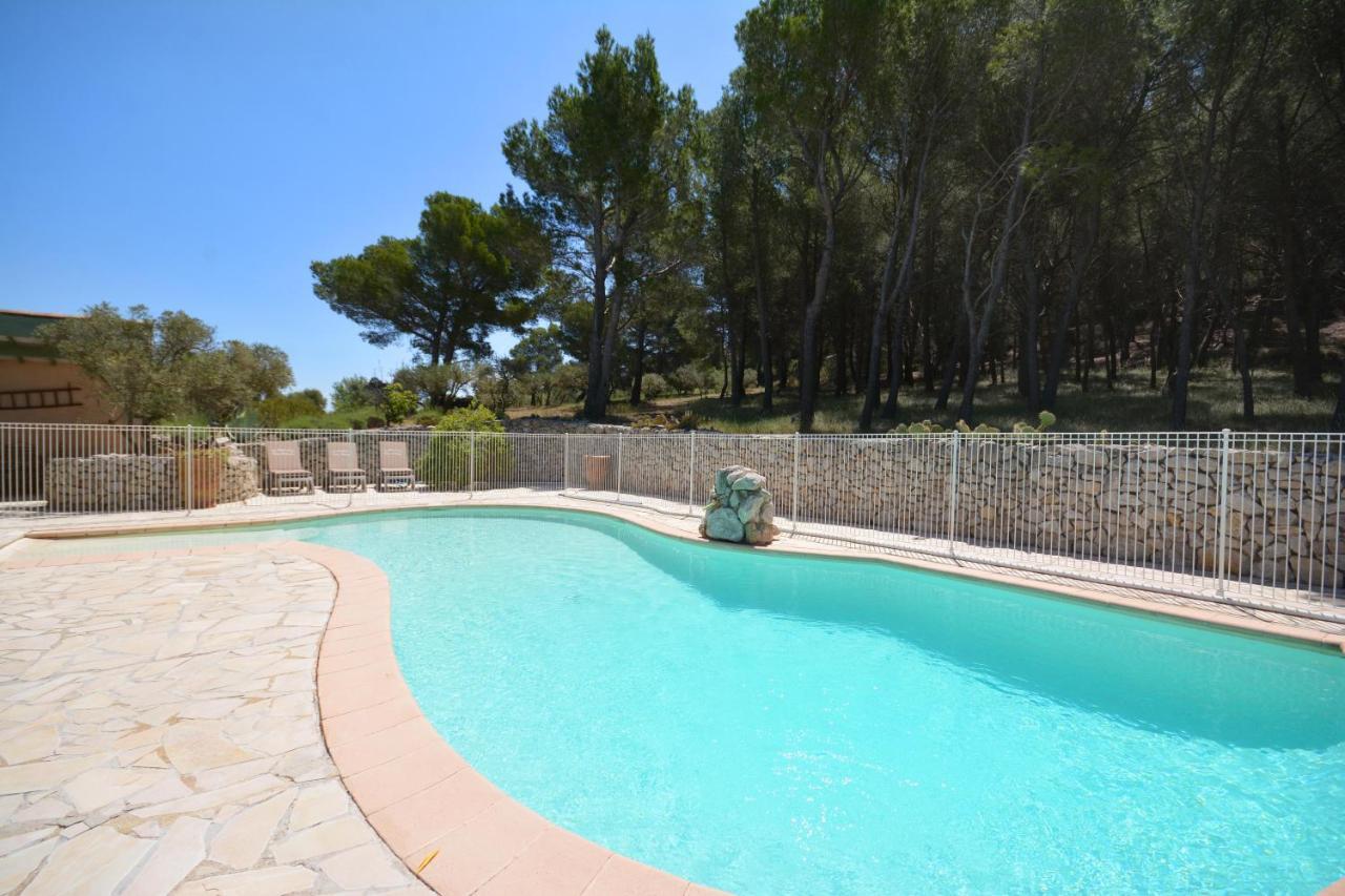 Villa les mazets de la reine Pédauque à Paradou Extérieur photo