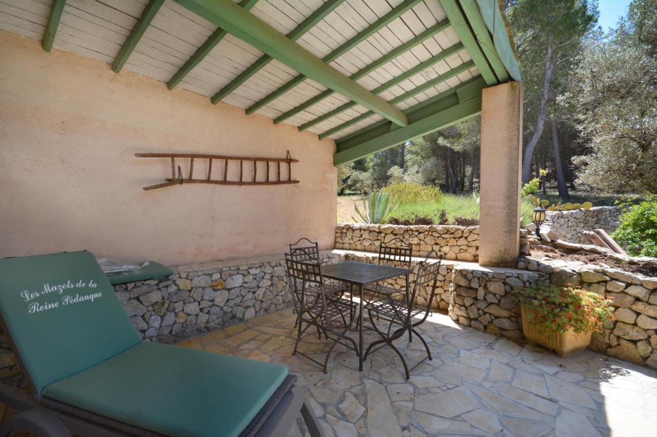 Villa les mazets de la reine Pédauque à Paradou Extérieur photo